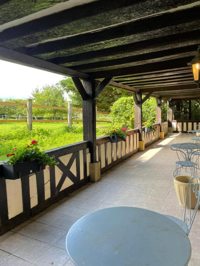 Domaine De Geffosse Hotel Pont-Évêque Eksteriør billede