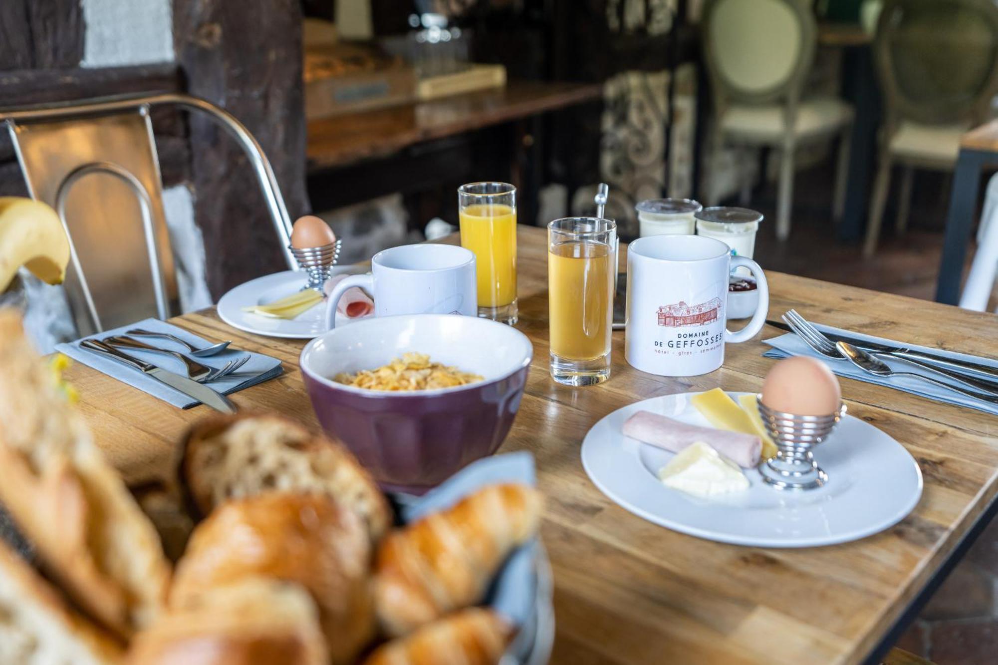 Domaine De Geffosse Hotel Pont-Évêque Eksteriør billede